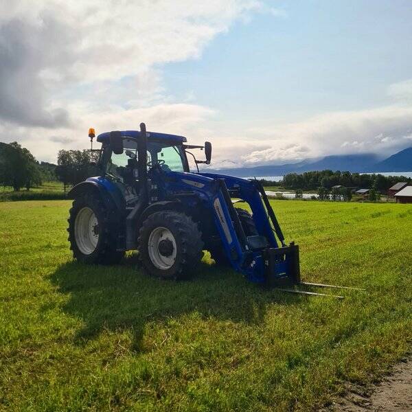 Kjøretøy - Div traktorer