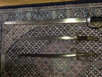 Diverse antikke våpen