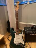 Fender Stratokaster - Elektrisk Gitar