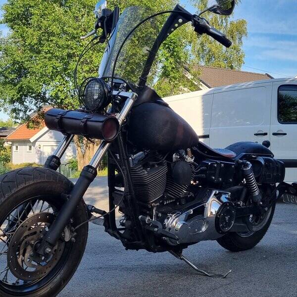 Kjøretøy - Harley Davidson Dyna Wide Glide  1450