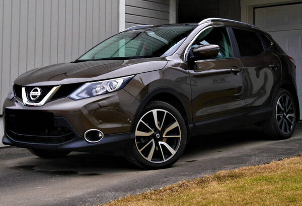 Kjøretøy - Nissan Qasqai 2015, Brun