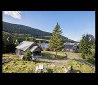 Hytte med sæter på Totenåsen