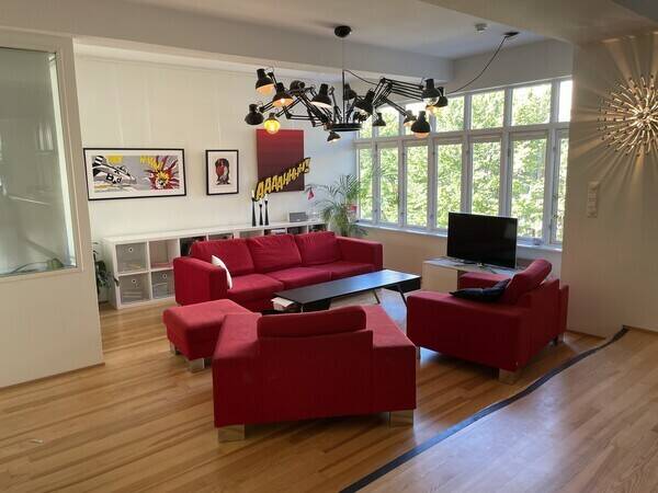 Leilighet - Diger fabrikkleilighet med heis rett inn