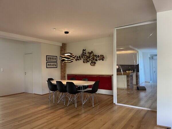 Leilighet - Diger fabrikkleilighet med heis rett inn