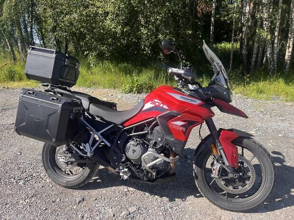Kjøretøy - Triumph Tiger low 900
