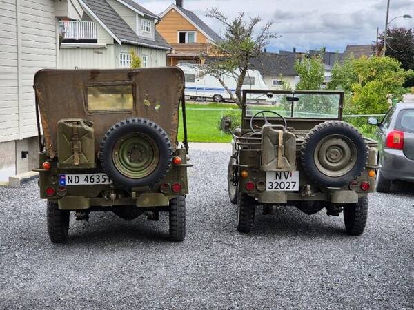 Kjøretøy - Krigs Jeeper