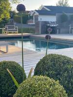 Enebolig med basseng på Snarøya