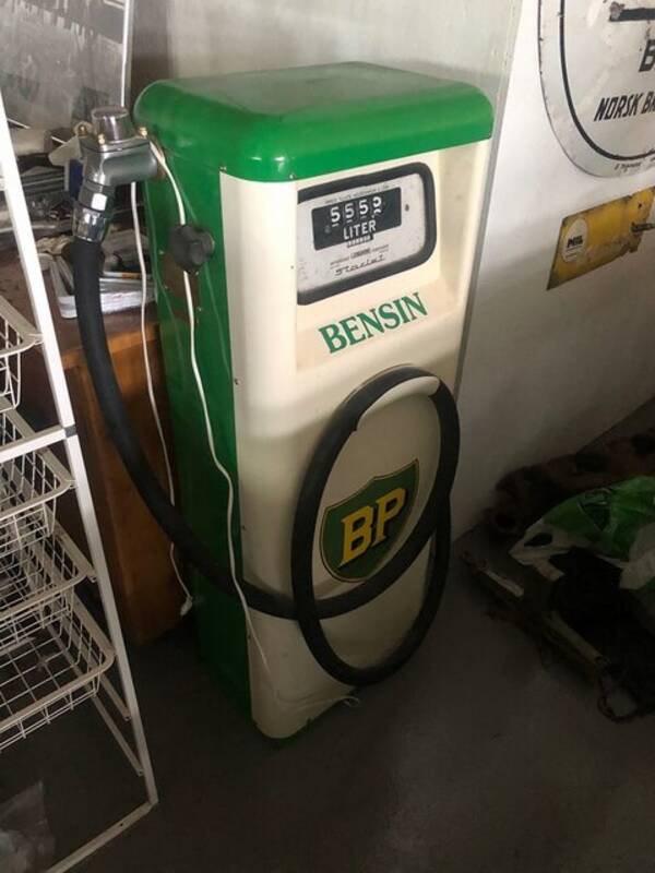 Revisitter - Tøft verksted med mye rekvisitter