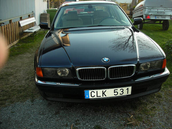 Kjøretøy - BMW 750