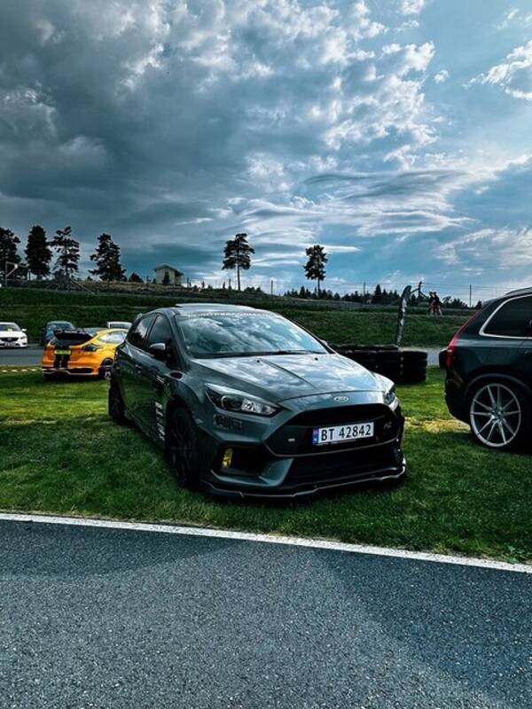 Kjøretøy - Ford Fokus RS