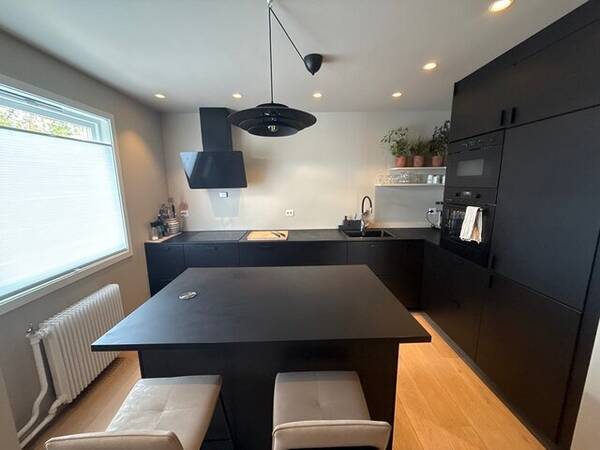 Revisitter - Gitaren, kjøkken og bil