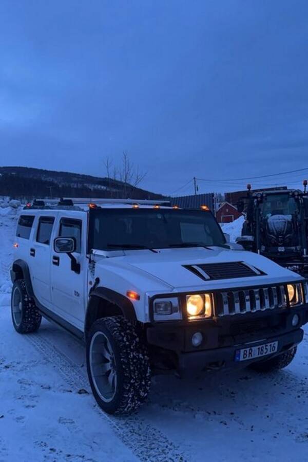Kjøretøy - Hummer h2 